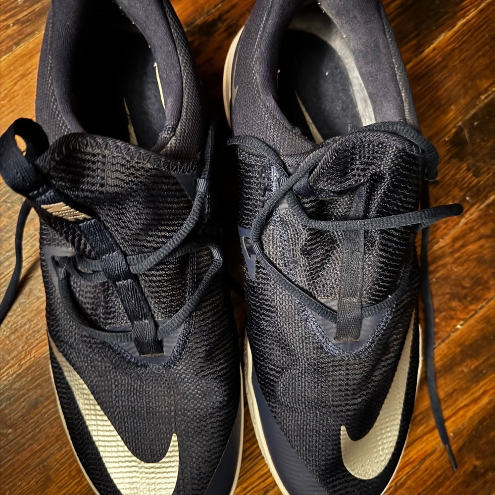 Nike Black Mesh Sneakers with White Swoosh size 12 1/2 pre-owned